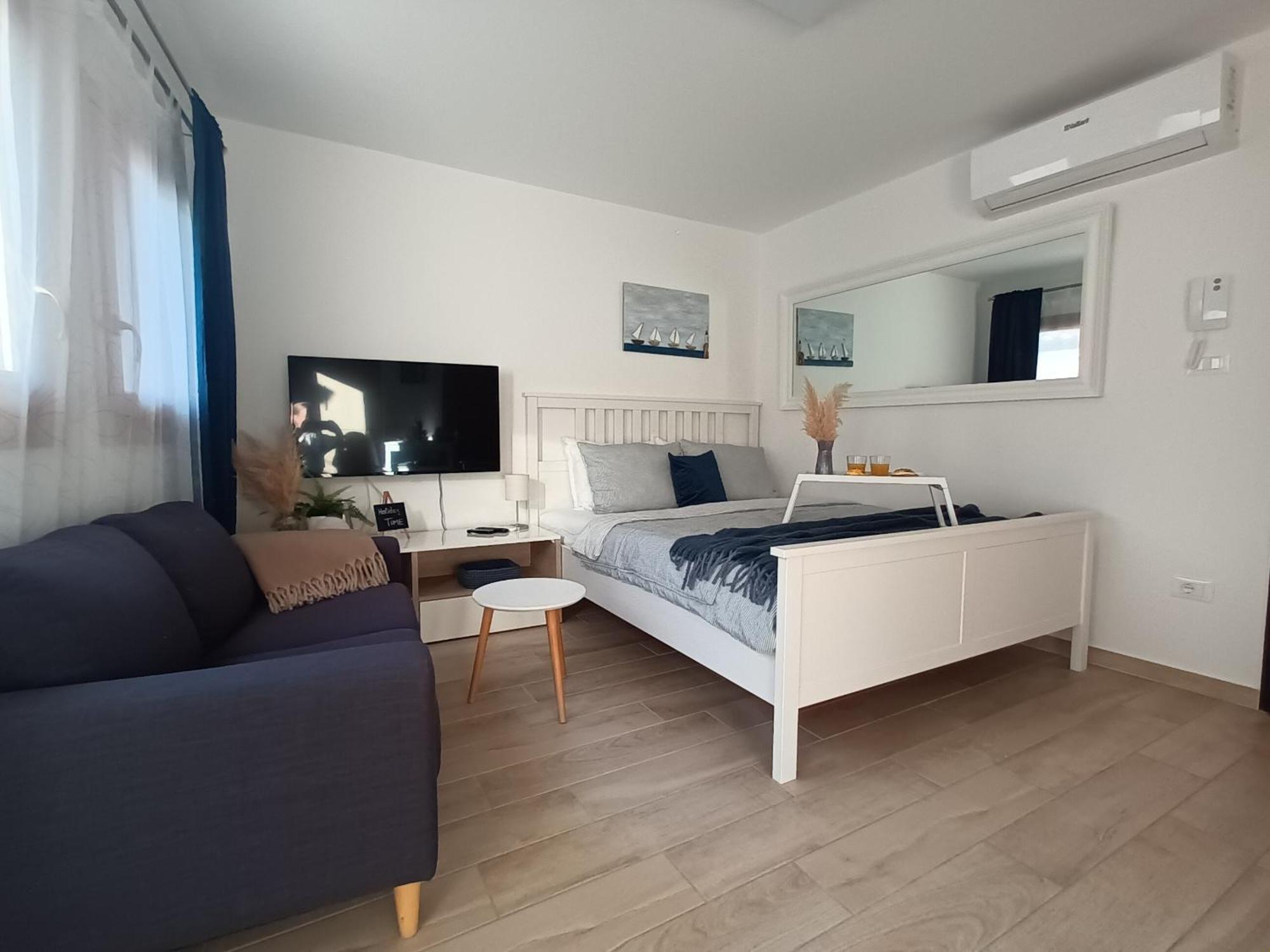 App Hedonist Lägenhet Novigrad Istria Exteriör bild